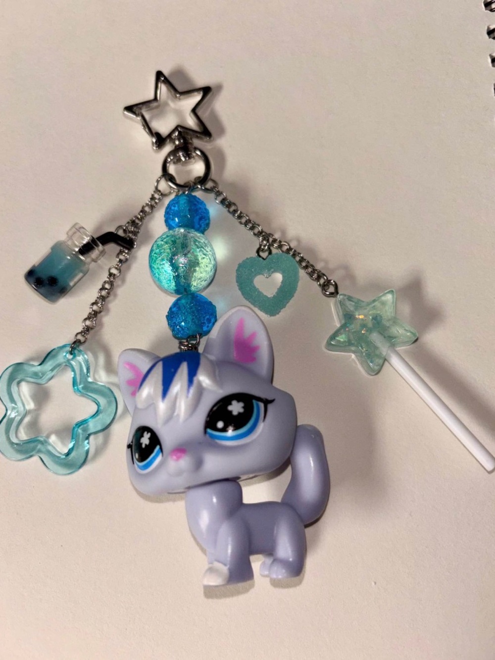 Littlest Pet Shop Cat Keychain